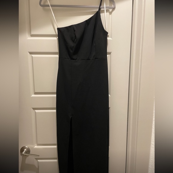 Lulus one shoulder maxi dress - Picture 2 of 4